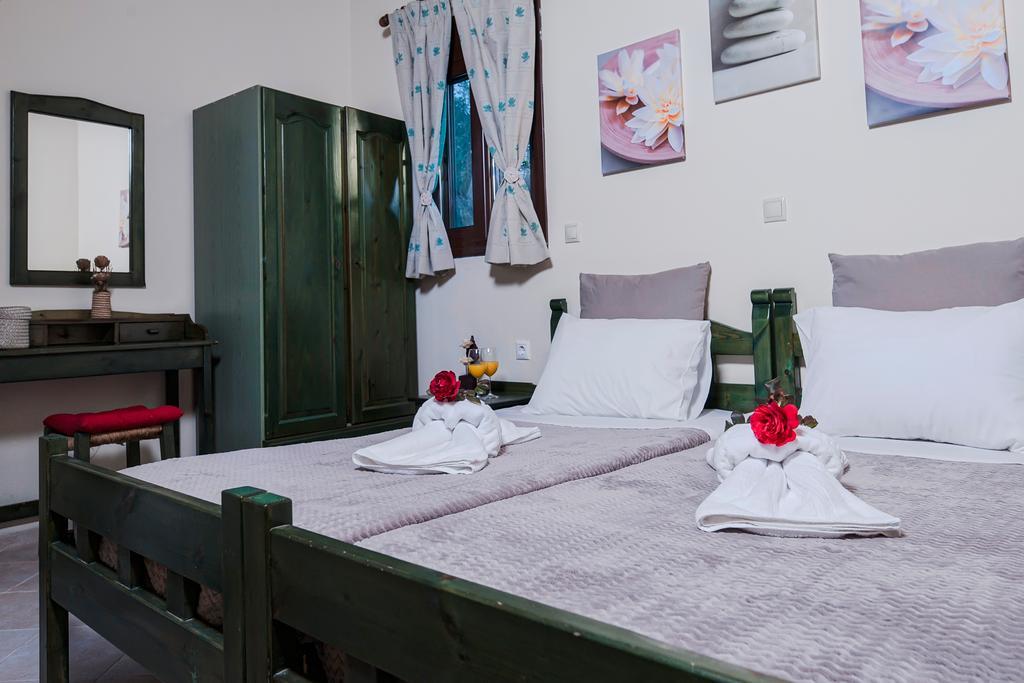 Kyriaki'S Cozy Apartments Agia Marina 外观 照片